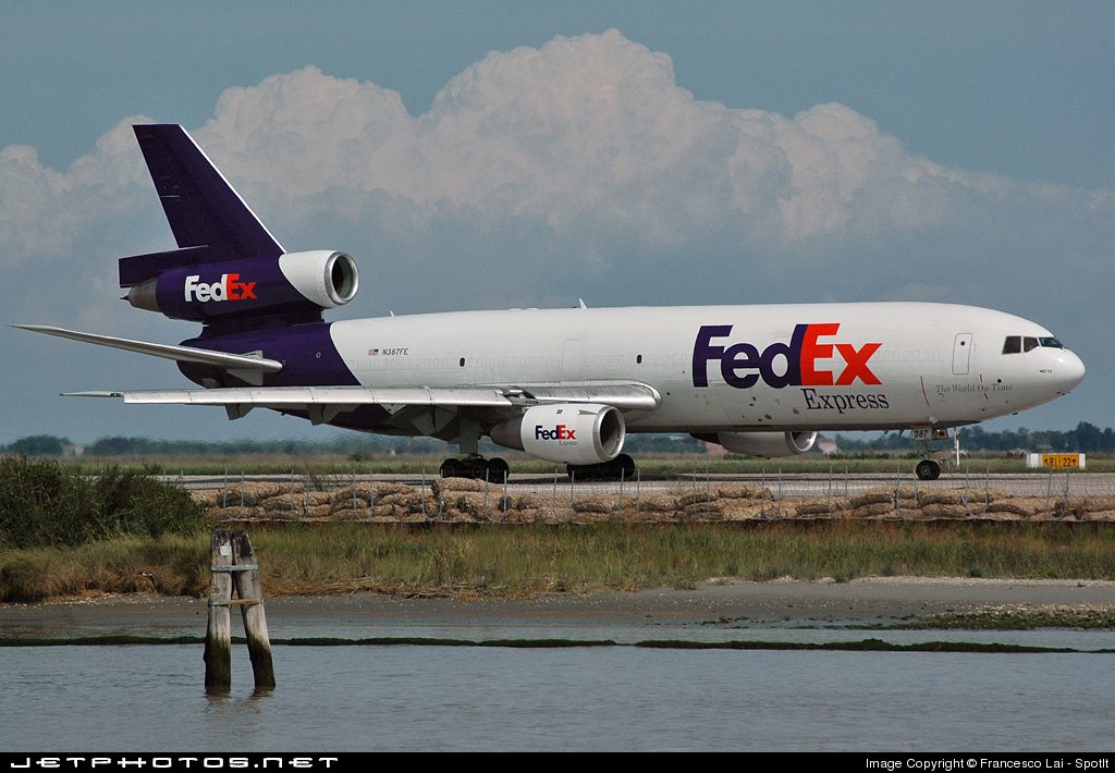 FedEx MD-11_F by MARK90