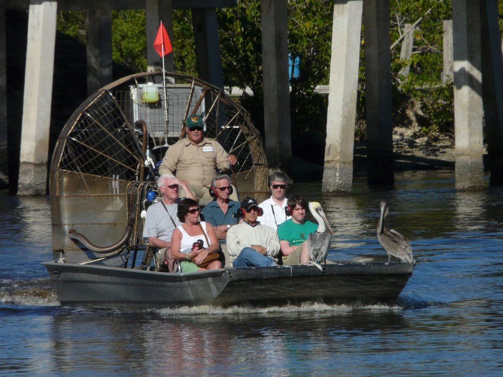 airboat with Pelican passengers by alwooden