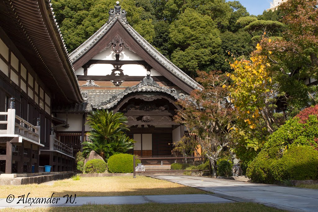 隨念寺, Building behind by Alexander Weichsel