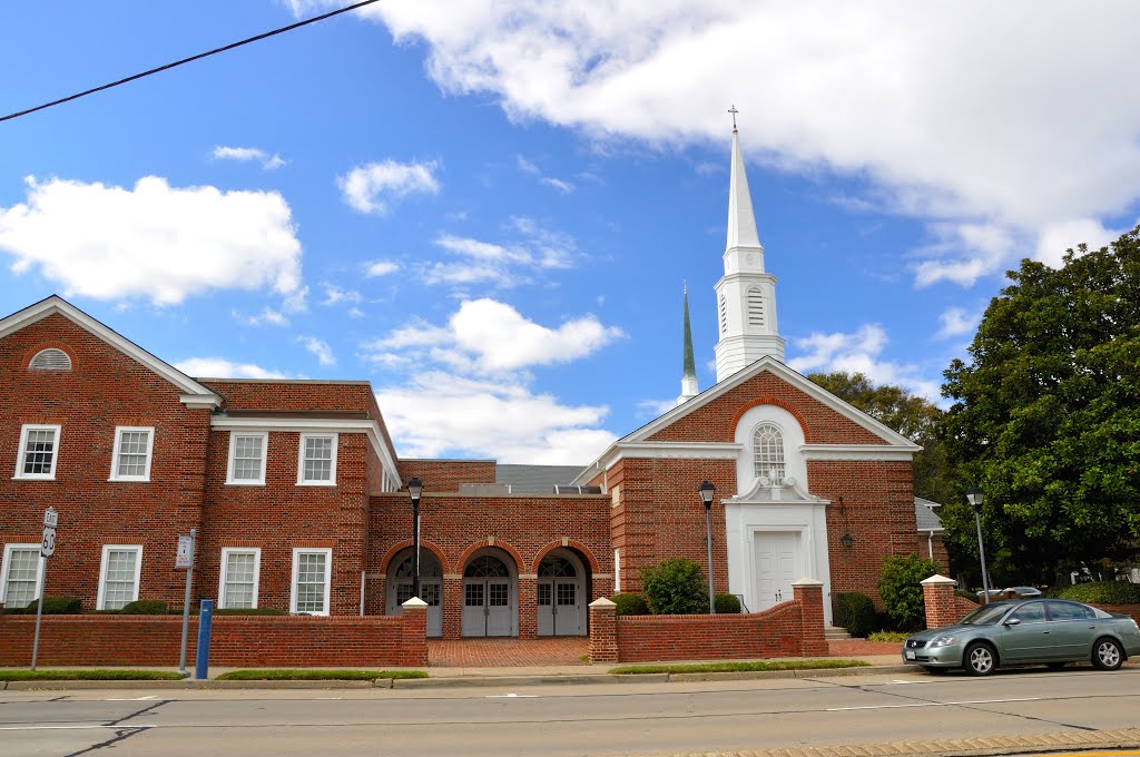 VIRGINIA: VIRGINIA BEACH: First Presbyterian Church, 300 36th Street (Pacific Avenue facade) by Douglas W. Reynolds, Jr.