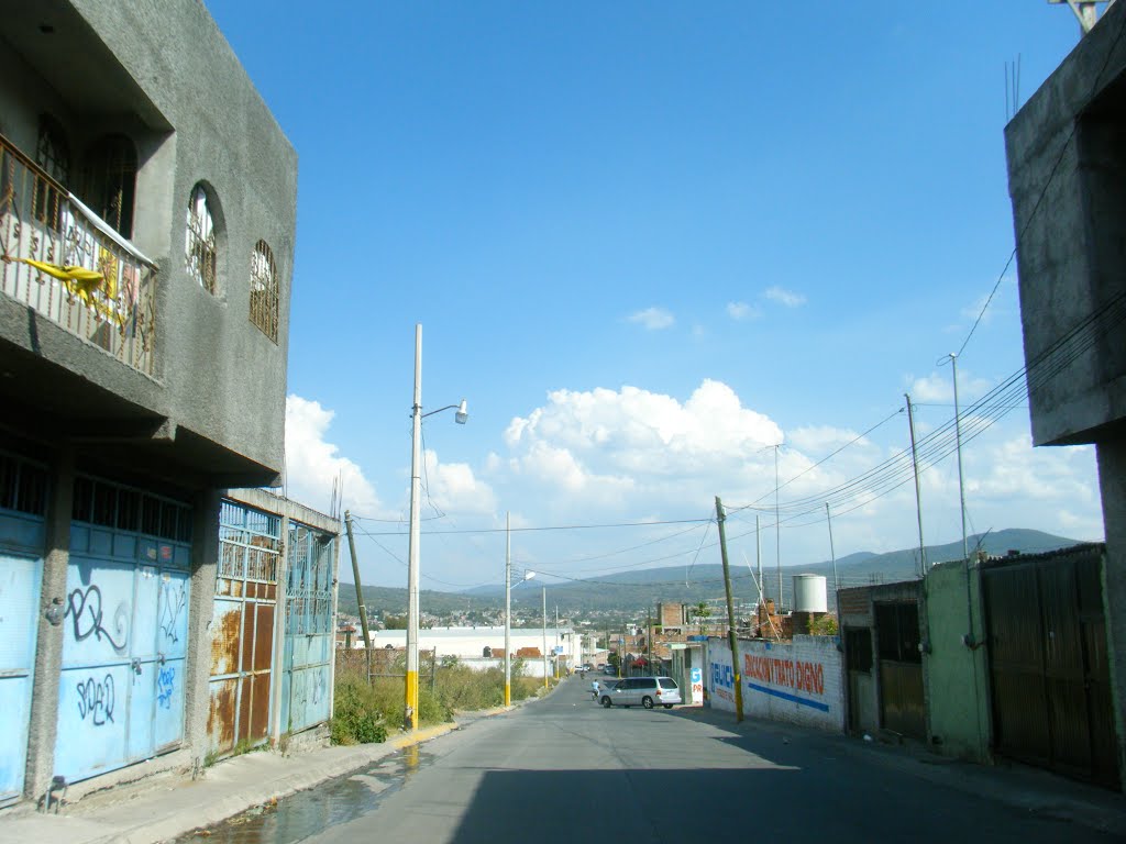 Uriangato - Calle Plan de Barrancas by Wolverine13