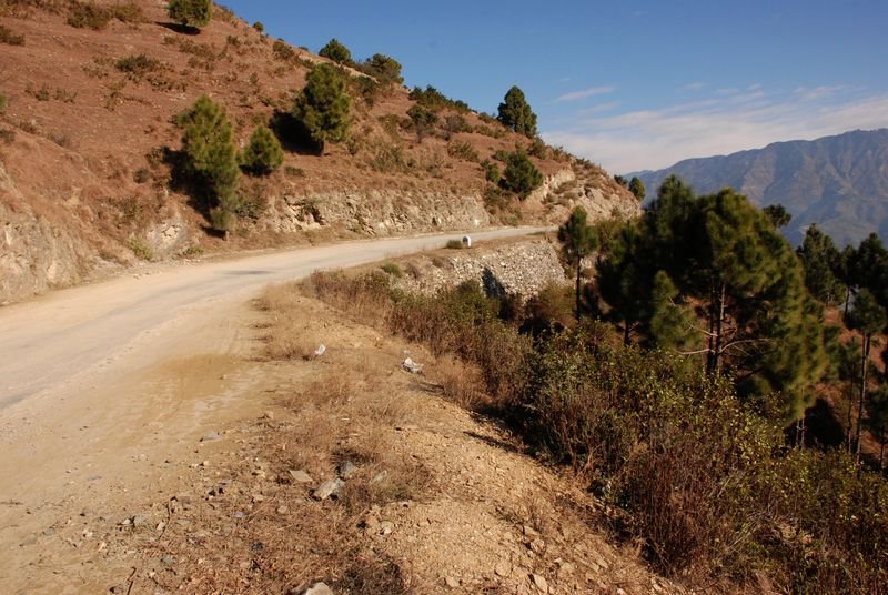 Road to Tehri by Marek Koszorek www.wild-art.eu