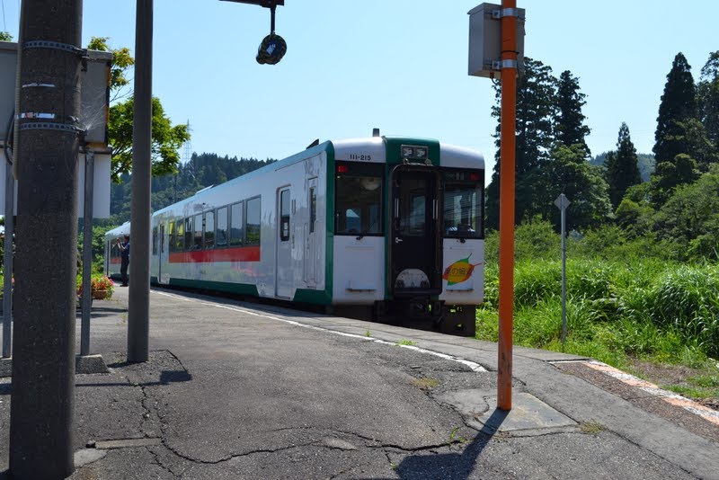 Furukuchi Station, Yamagata 古口駅, 山形 by Katsumi Yokoyama