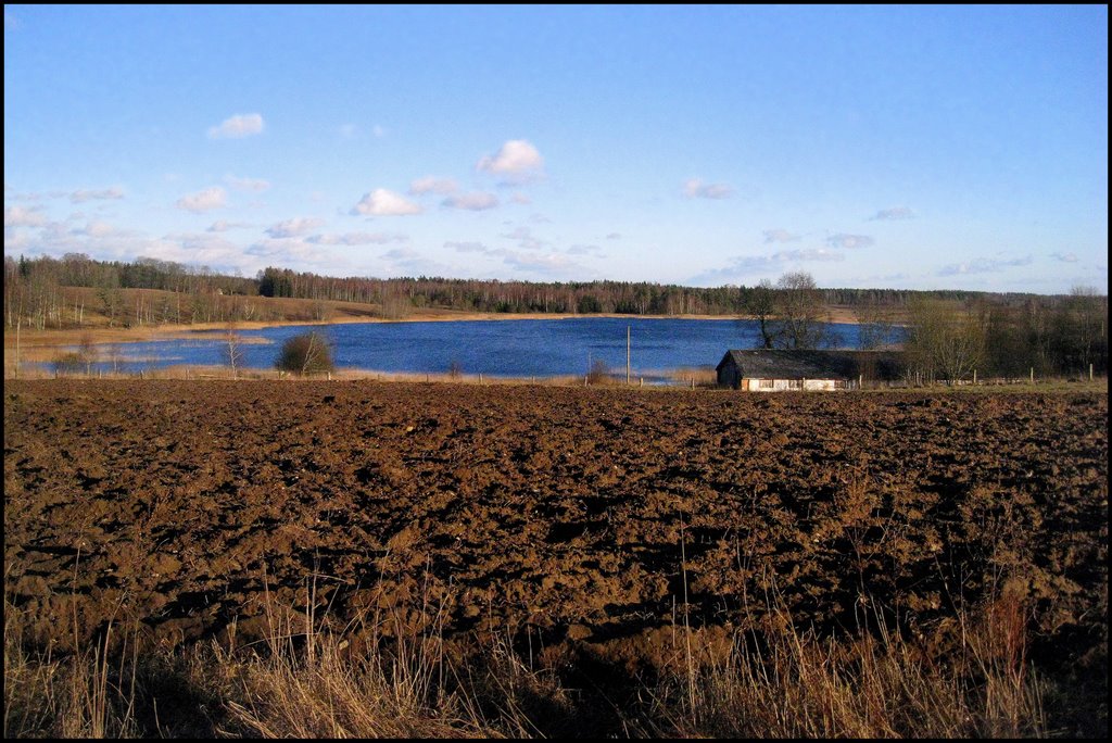 Āpu lake by Laima Gūtmane(simka)