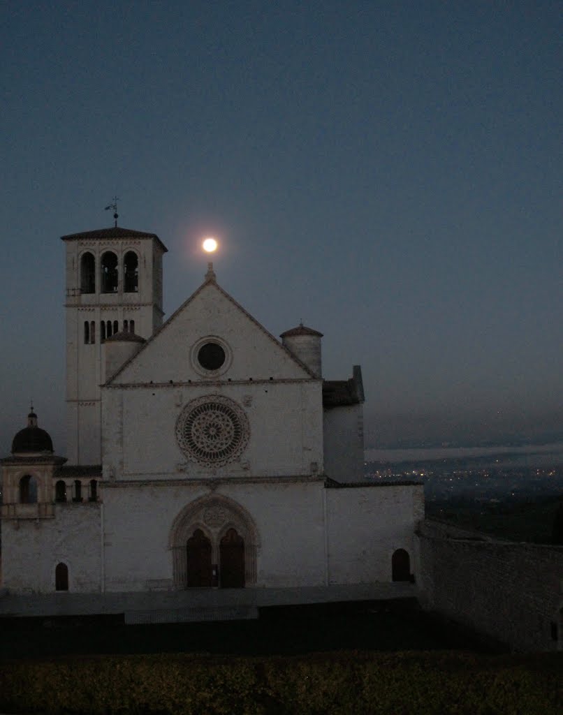 Basilica di San Francesco ... splendida alba con luna piena by © Marina