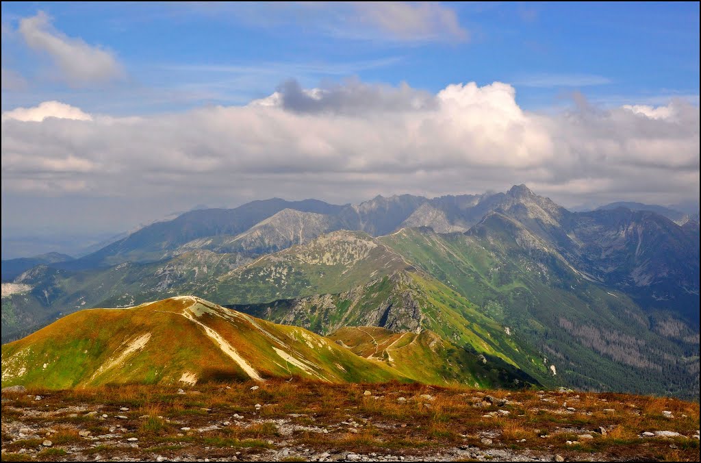 Widok z Małołączniaka na Tatry Wschodnie by Proxima1977