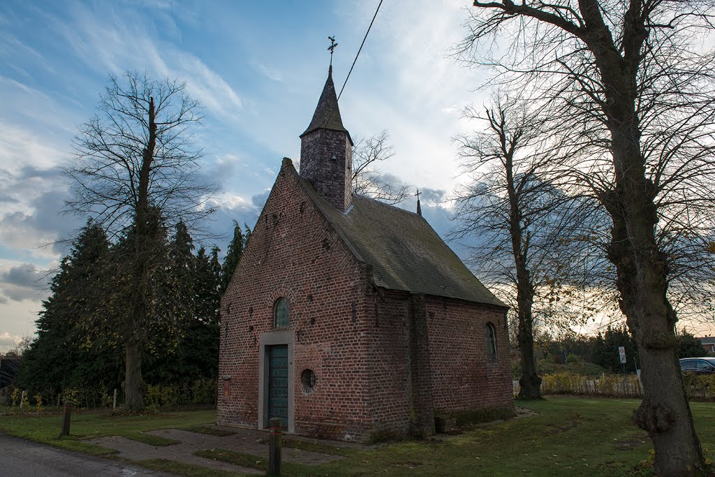 St-Bernarduskapel v/d Locht einde 17de eeuw; Eksel by Henri Van Ham