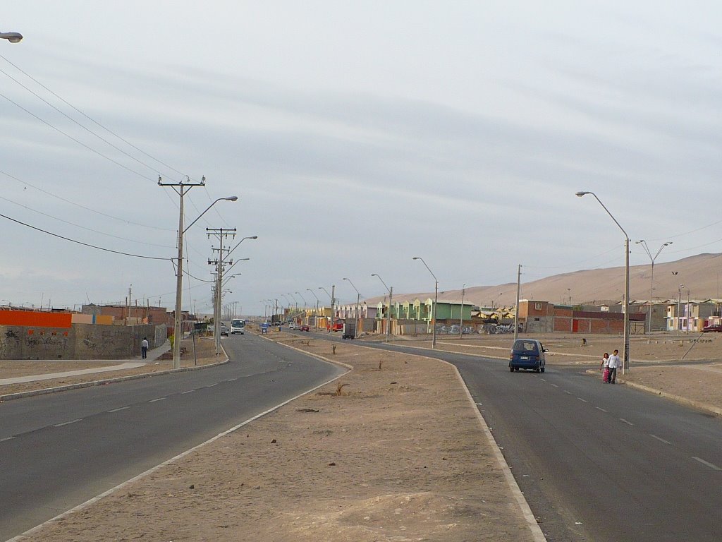 Avenida Linderos by Challenger Australis