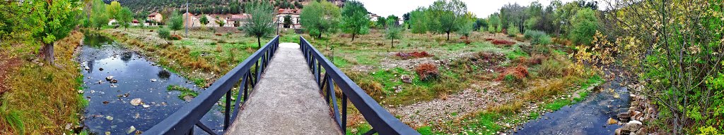 Panorámica desde el río Cega.Pajares de Pedraza. Segovia. by Valentín Enrique