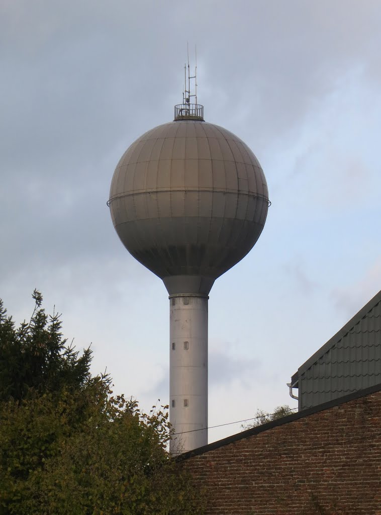 Watertoren Villers-le-Bouillet by Geert Budenaerts