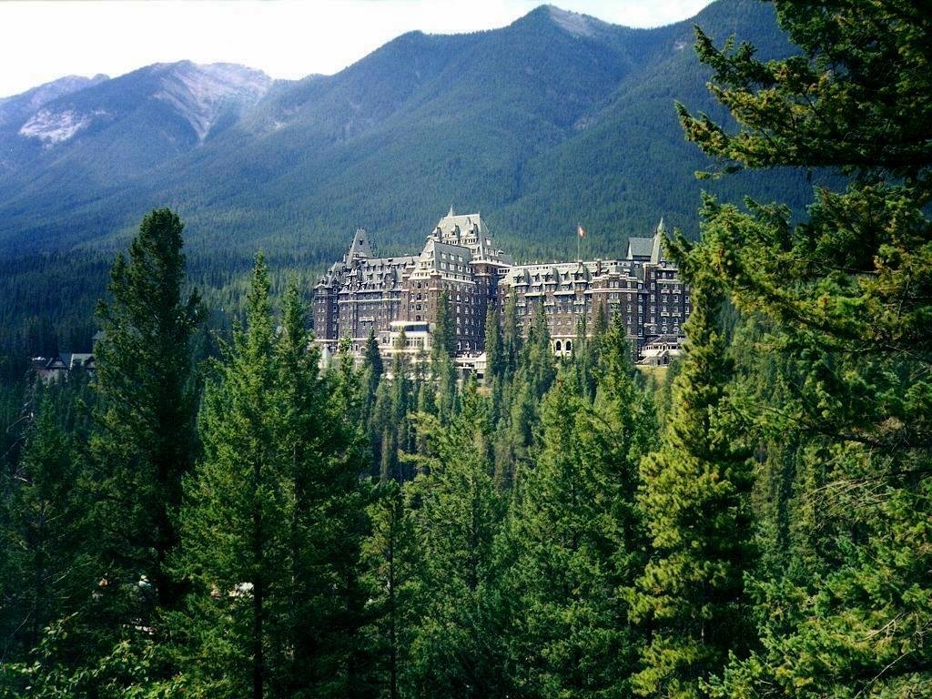 Canada97-BanffSpringsHotel by G Stafford