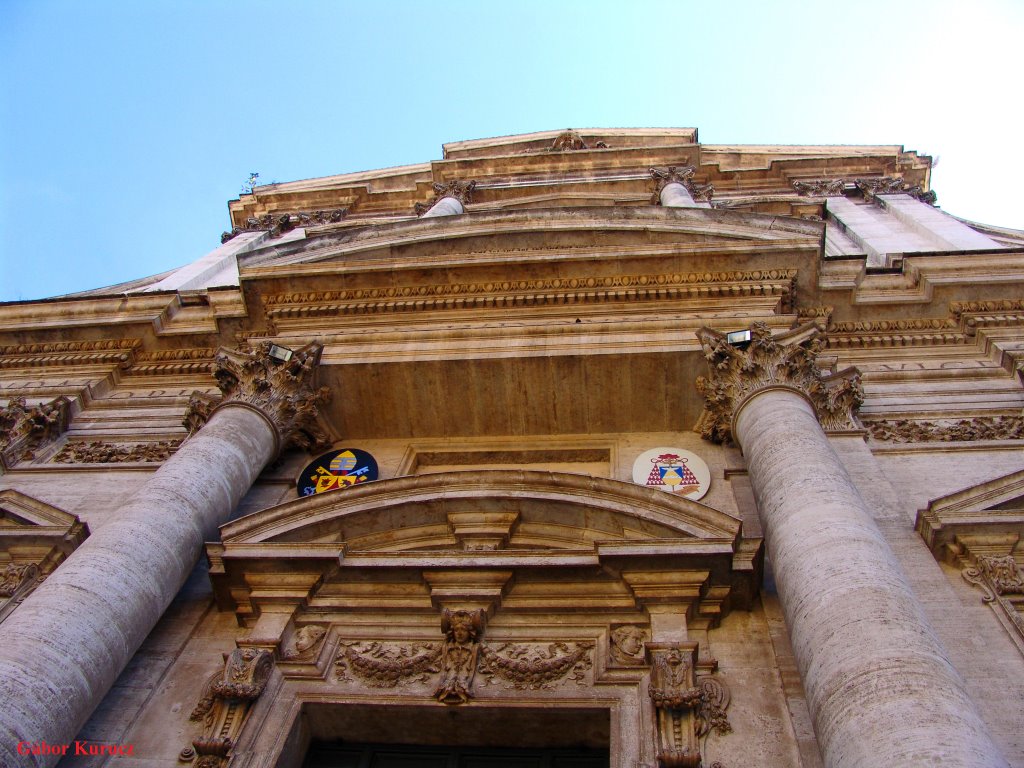 Baroque facade (Roma, Italy - 2005) by Gábor Kurucz