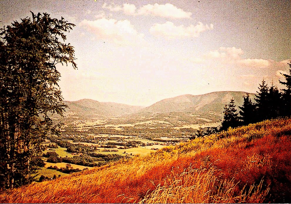 Pohled z Ondřejníku přes frýdlantské údolí na severozápadní část Beskyd (View from Ondřejník through Friedland valley in the northwest part of the Beskids mountains), Czech Republic by MAPP HUDRANS