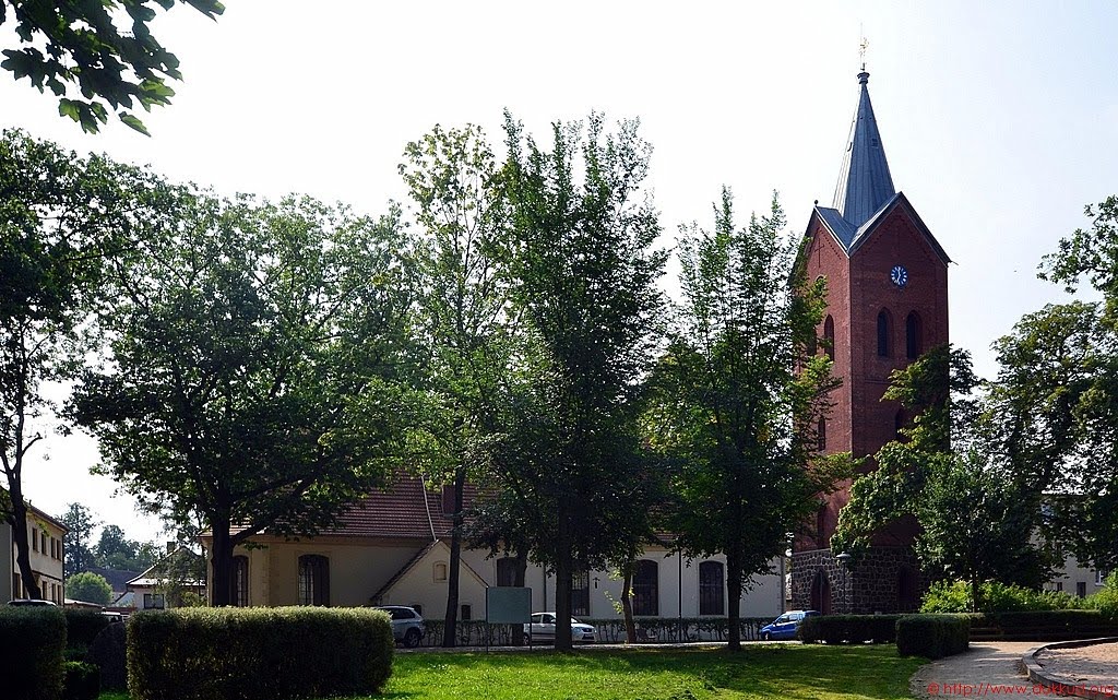 Meyenburg - Kirche I - freistehender Glockenturm by dukra