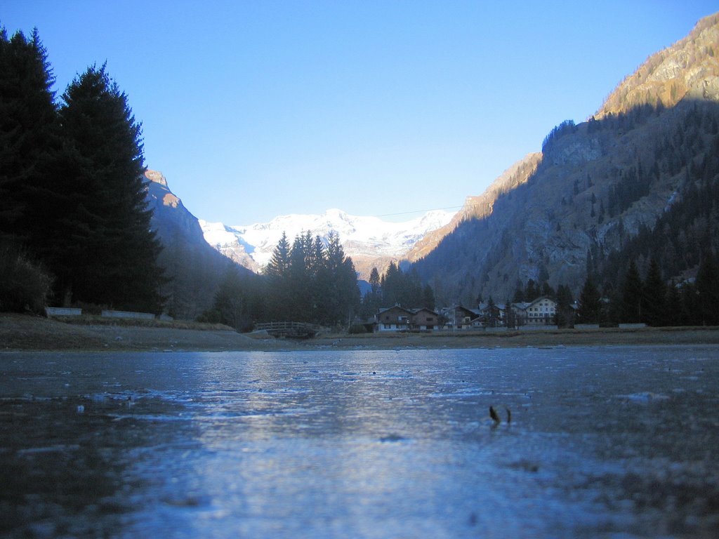 Gressoney-Saint-Jean_2006 - Parco Goover, Lago - Val d'Aosta by Giancarlo Baccani