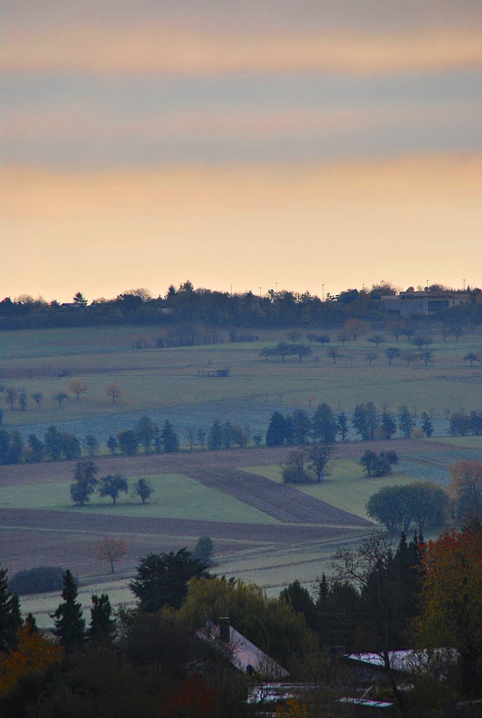 Blick über Maiberg an einem Herbstmorgen by icon63