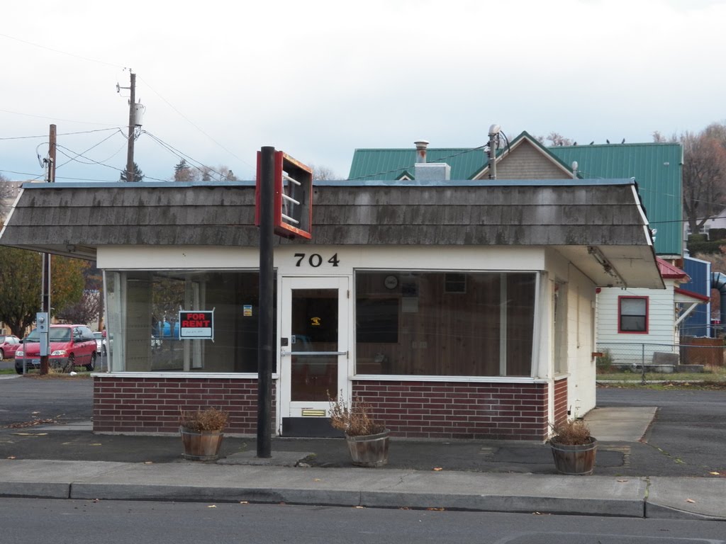 Old Arctic Circle Restaurant, Pendleton Oregon by Pamela Elbert Poland