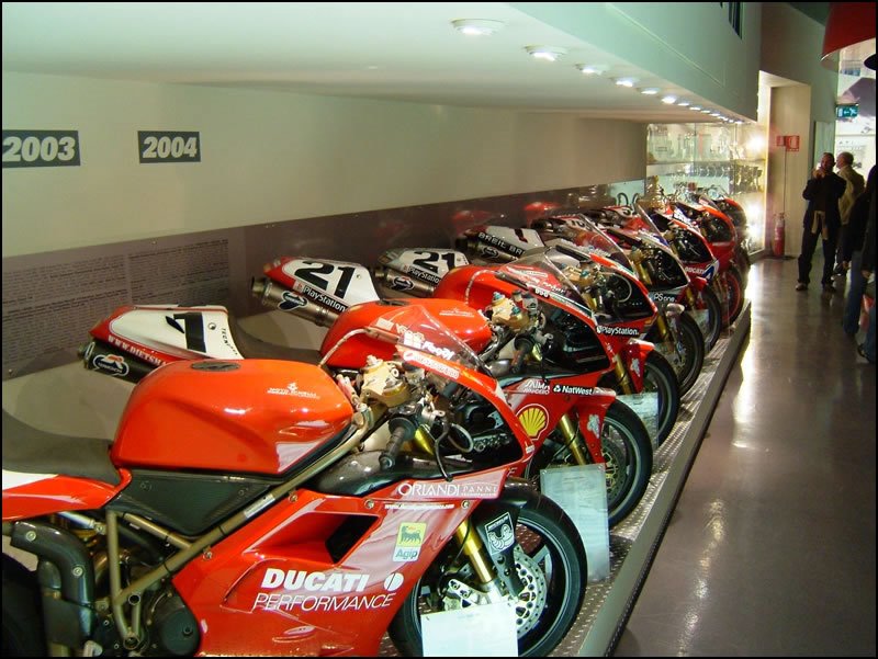 Borgo Panigale - Museo Ducati (1) by ZioGhilli