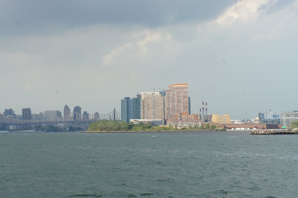 Manhattan Boat Trip by SANKARS