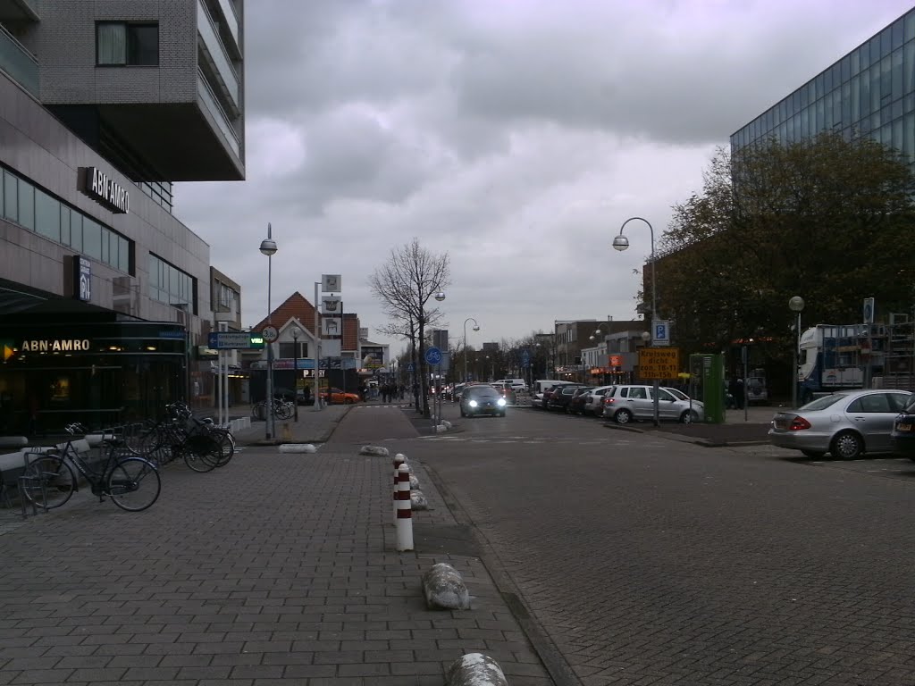 Kruisweg, Hoofddorp by E.Dekkers