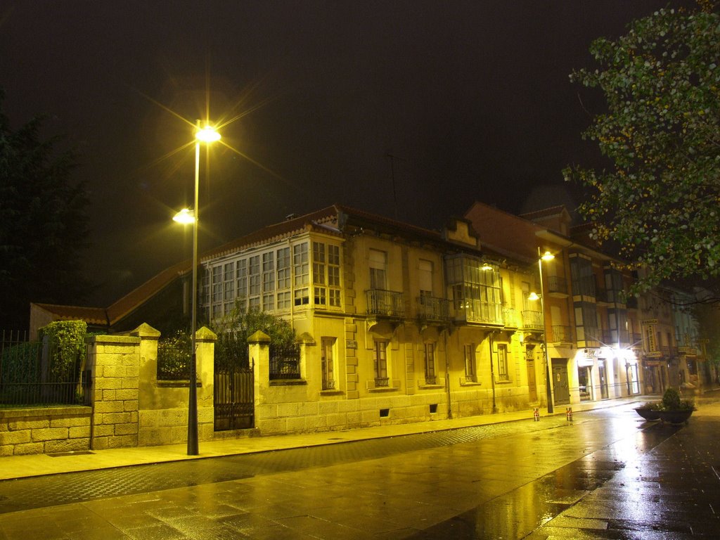 Calle de Los Sitios - Astorga by Juan Jo. Andújar