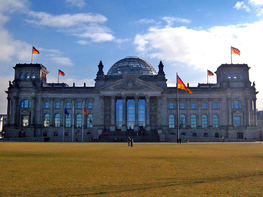 The Reichstag by Carmel Horowitz