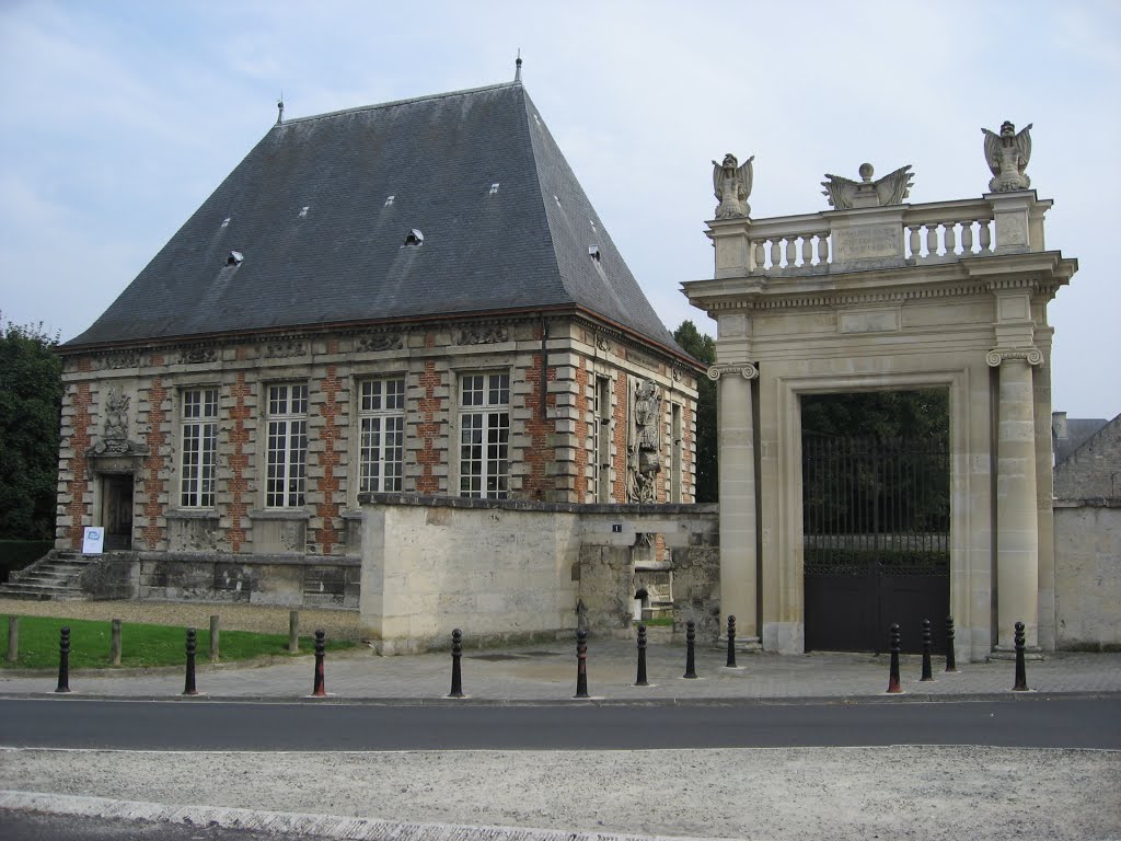 Soissons Pavillon des Arcquebusiers by Pascal Ernault