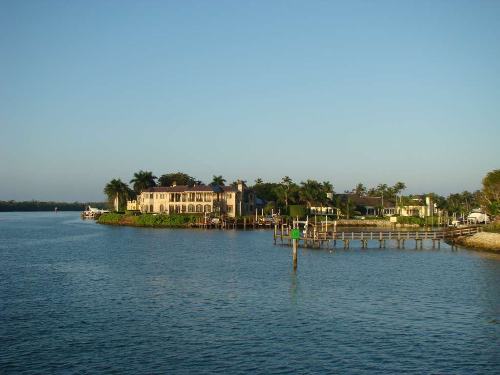 Naples Bay, FL by Pascal Gademer