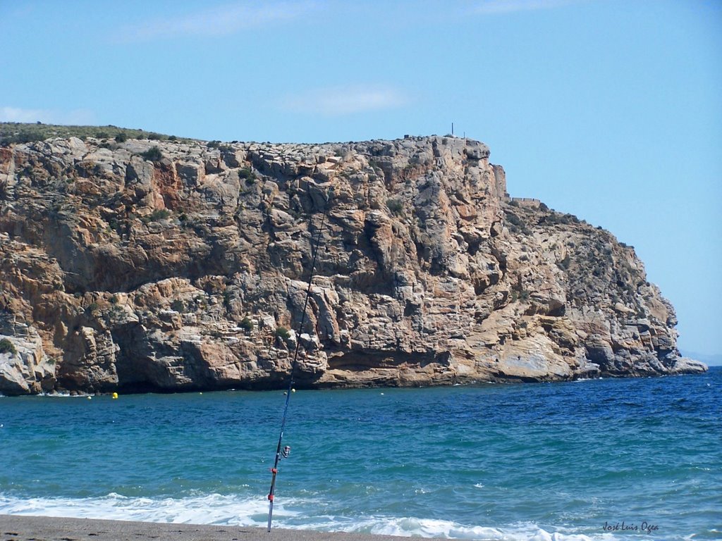 Playa de Calahonda by Jose Luis Ogea