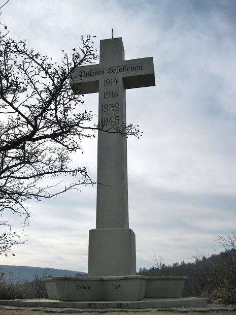 Blaubeuren Gedächtniskreuz auf dem Rucken by hubi1802