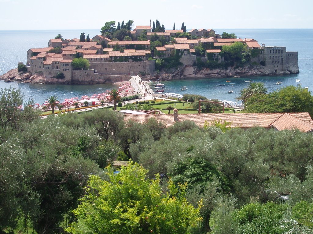 Sveti Stefan by fikus