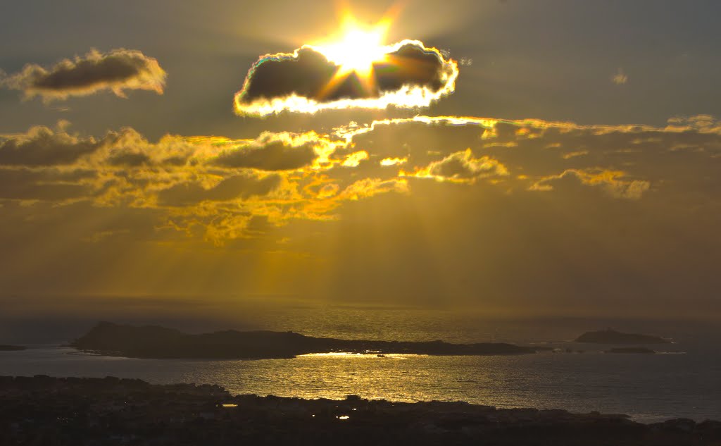 Les Embiez depuis le Fort de Six Fours - HDR by Jean-Luc DAUSSY