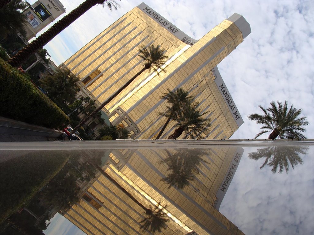 Mandalay Bay from Luxor by Eric Daw