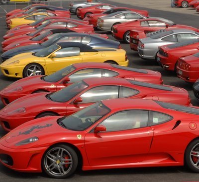 Ferraris Na Fenac NH by Carlos Vinícius Webe…