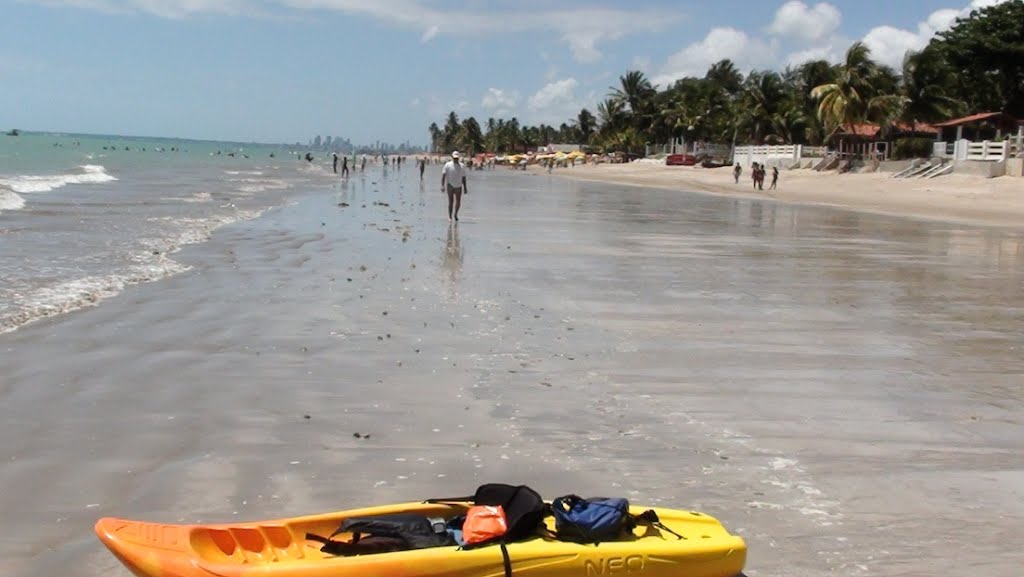 Remada básica até Areia Vermelha. Batismo em águas salgadas... by Rafael José Rorato