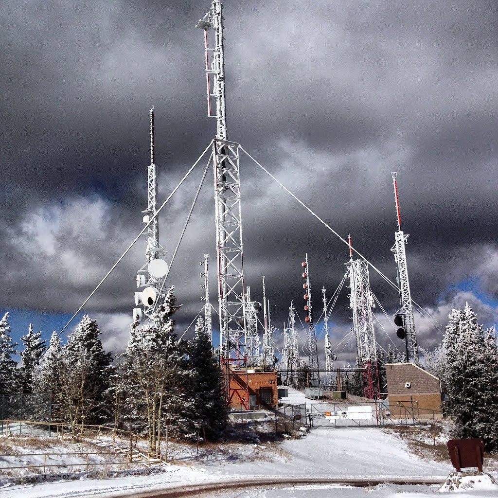 Radio Towers at Sandia Crest by Ian Anderson 