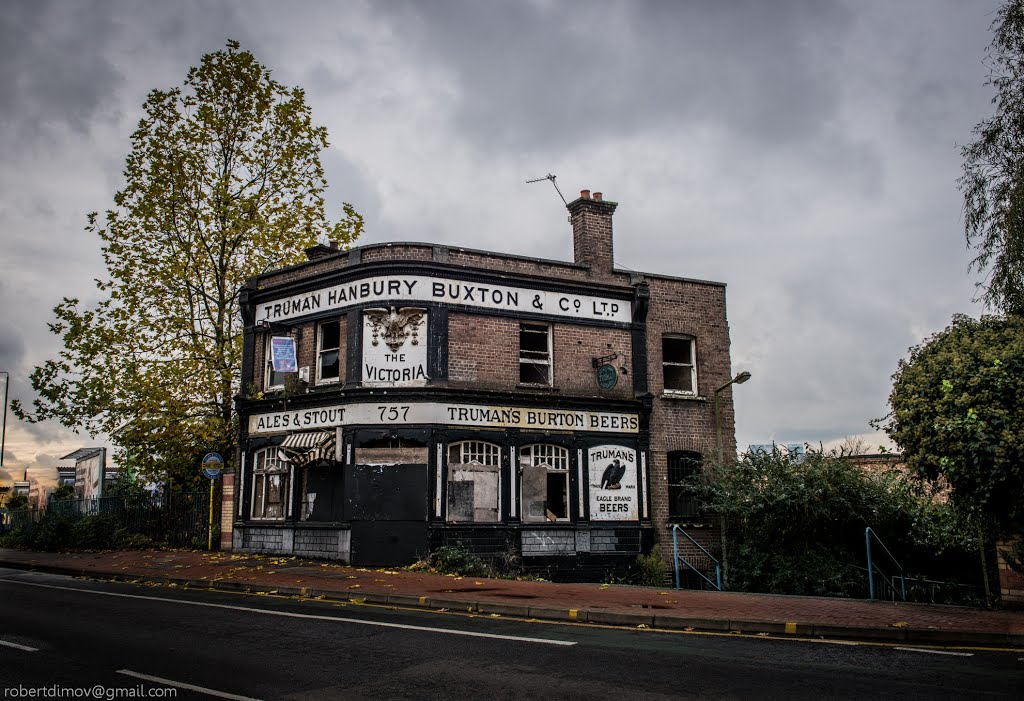 The Victoria - Trumans Beers by Robert Dimov