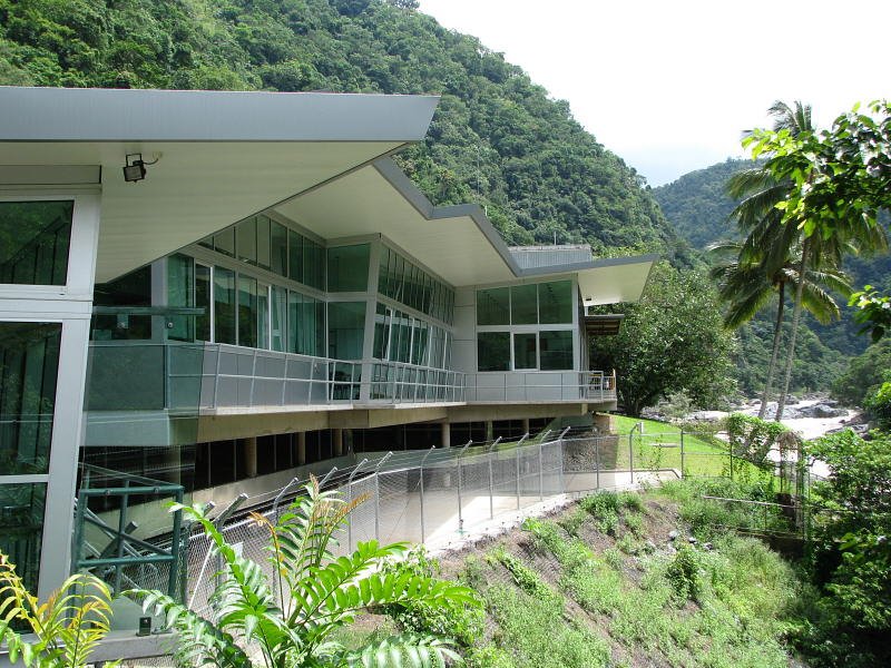 Barron River hydroelectric power station near Cairns by tanetahi