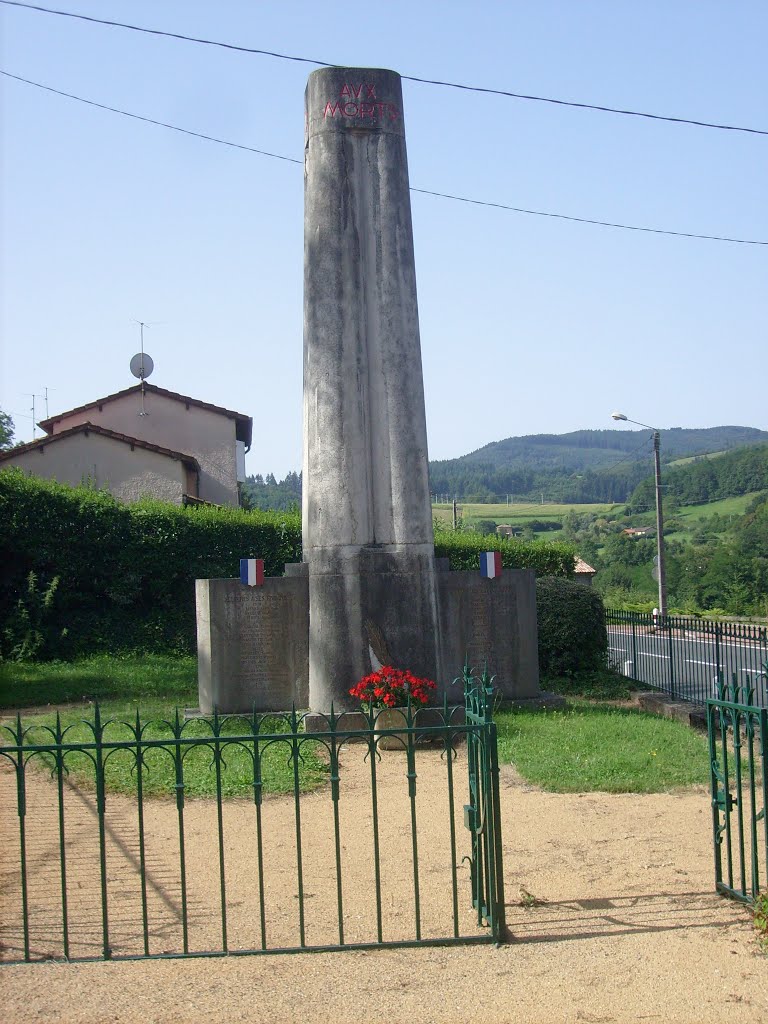 69-Chambost monument aux morts d'Allières by jefrpy