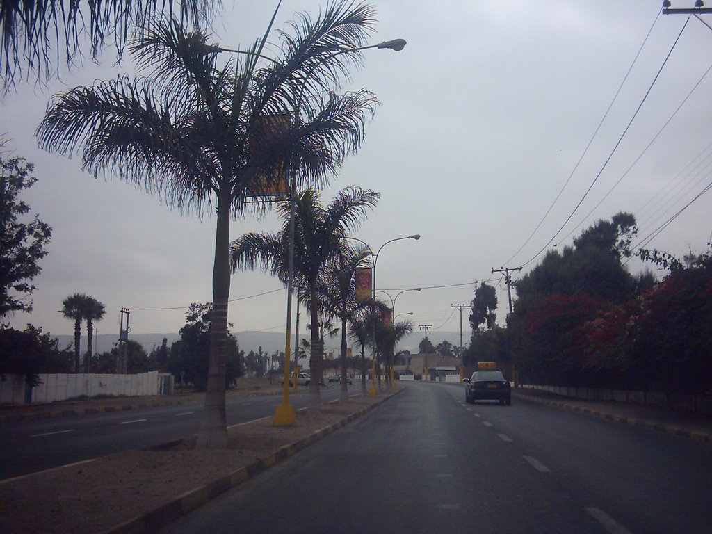 Avenida Chile by Genaro González Ayal…