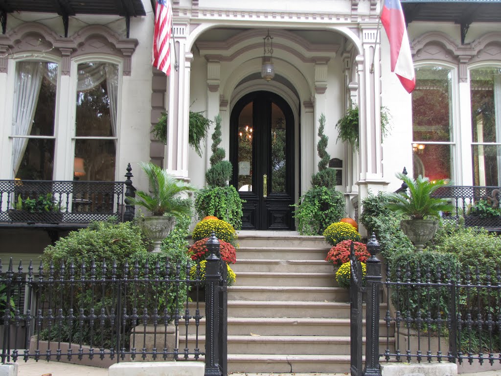 Lovely Southern Homes...~~ Historic District ~~ Savannah, Georgia ~~ by Sarah O