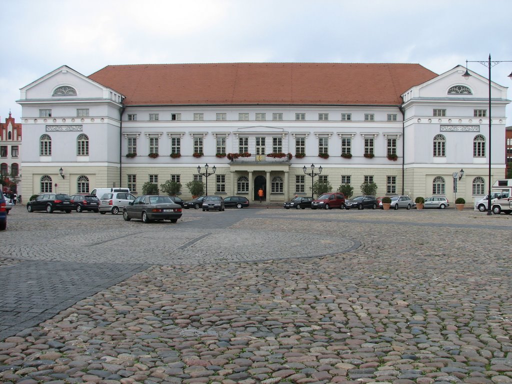 Rathaus in Wismar by WinowcWinski