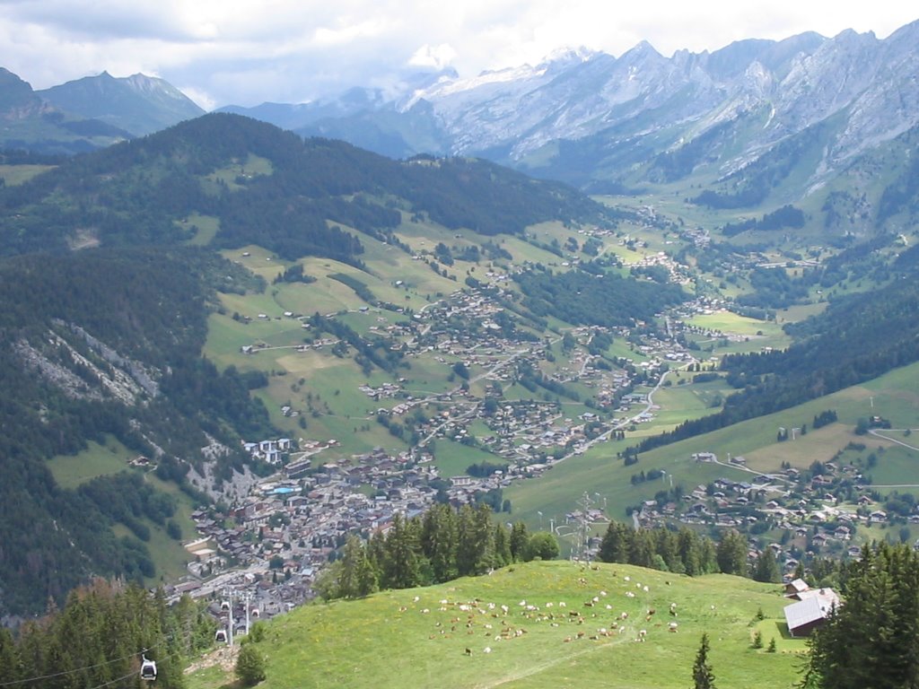 La Clusaz, vue du plateau de Beauragard by JP.Poiret