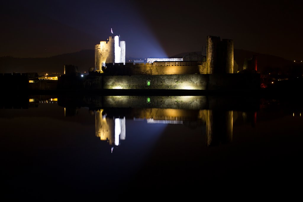 Caerphilly Castle by fillup