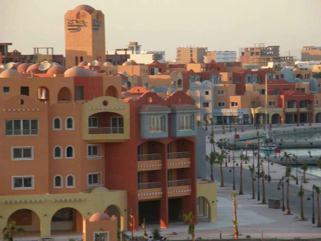 Hurghada, port by wicherek