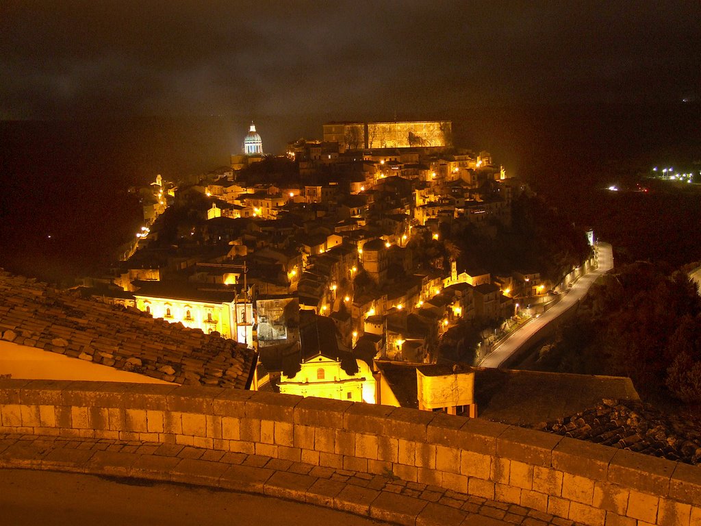 Ibla, la notte di Natale by pcologo