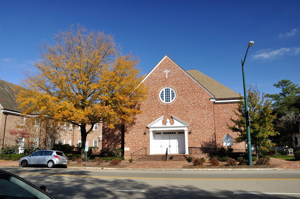 VIRGINIA: WILLIAMSBURG: Williamsburg Presbyterian Church, 215 Richmond Road by Douglas W. Reynolds, Jr.