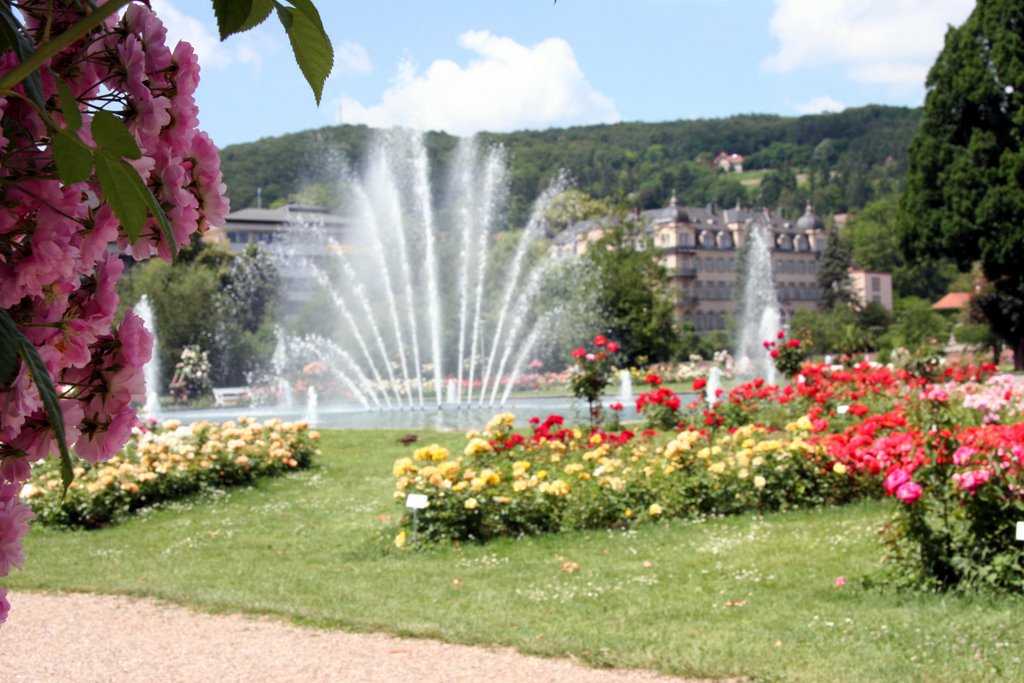 Im Rosengarten Brunnen by Gerhard Cannon