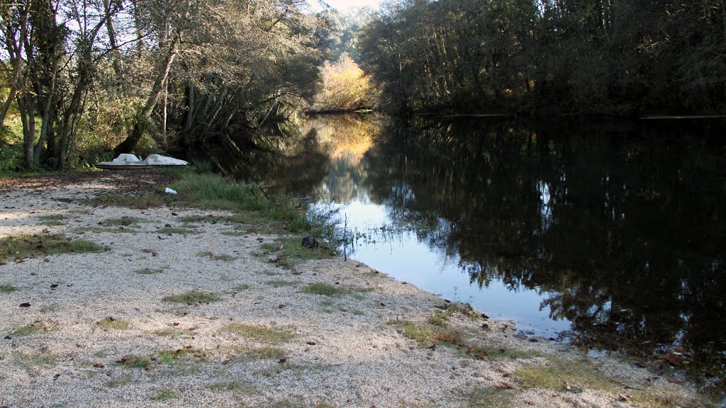 Praia Fluvial da Loureira (Youtube-Praias Fluviais de Portugal) by mkc1