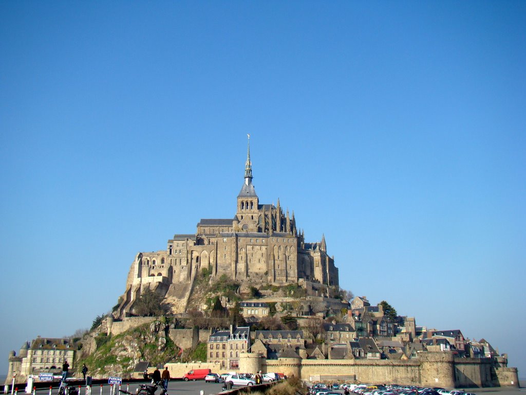 Le Mont Saint Michele by Andrzej Sad